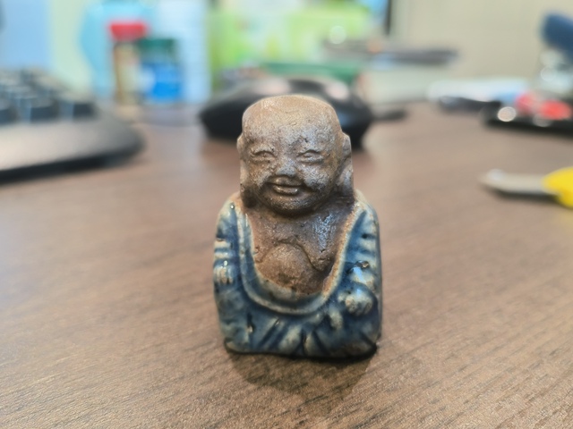 古玩陶瓷藍(lán)釉人物塑像真品鑒賞圖