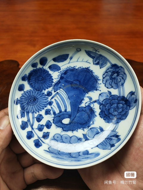 古玩陶瓷民國青花盤真品鑒賞圖