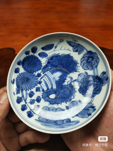 古玩陶瓷民國青花盤真品鑒賞圖