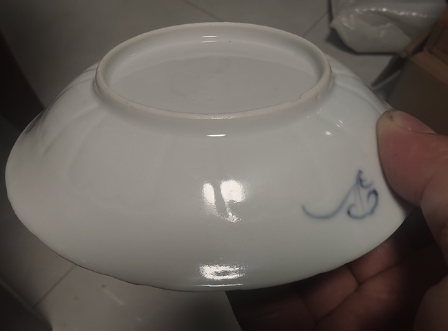 古玩陶瓷清早期 青花二喬賞月圖盤真品鑒賞圖