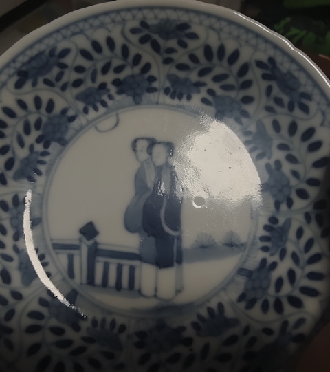 古玩陶瓷清早期 青花二喬賞月圖盤真品鑒賞圖