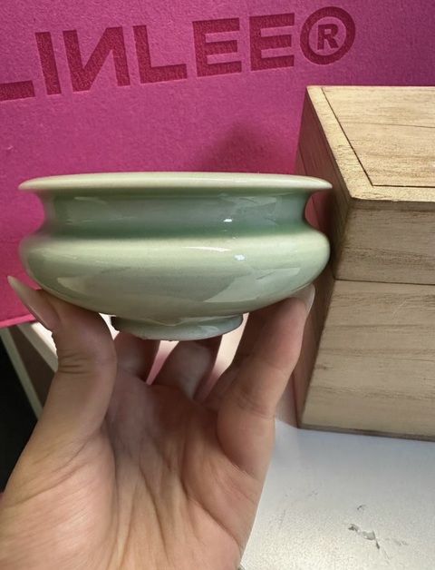 古玩陶瓷青釉香爐真品鑒賞圖