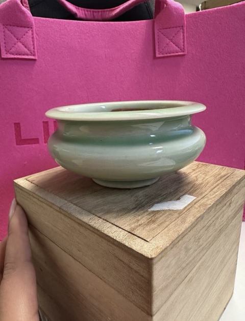 古玩陶瓷青釉香爐真品鑒賞圖