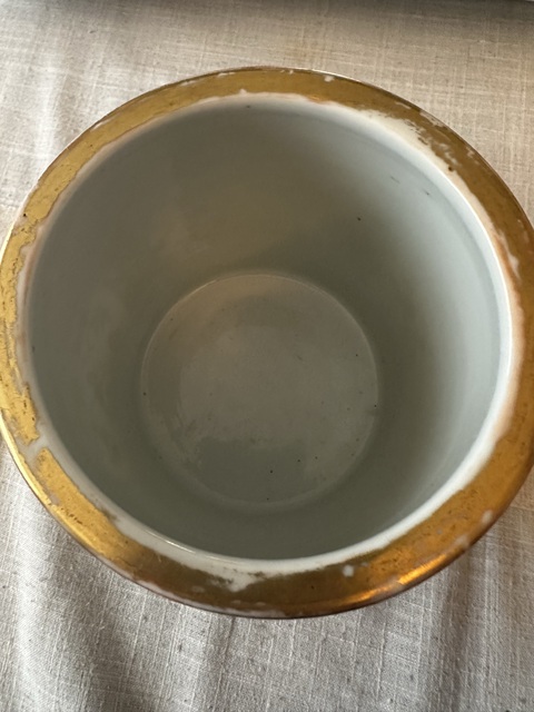 古玩陶瓷晚清廣彩筆筒真品鑒賞圖