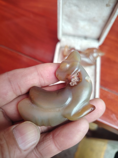 古玩玉器瑪瑙蛹真品鑒賞圖