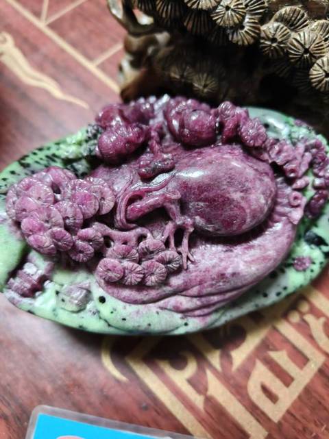 古玩玉器紅綠寶雕“人物故事”擺件真品鑒賞圖