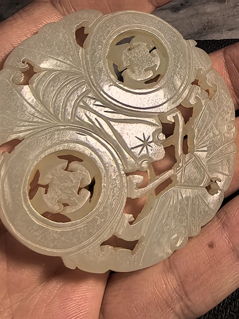 古玩玉器和田玉雕“福在眼前”佩真品鑒賞圖