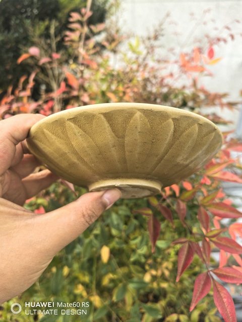 古玩陶瓷北宋龍泉窯米黃釉蓮瓣盞拍賣,當前價格16800元