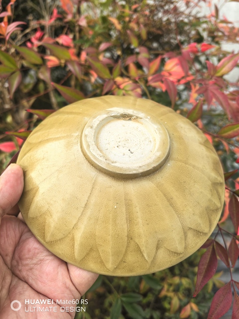 古玩陶瓷北宋龍泉窯米黃釉蓮瓣盞拍賣,當前價格16800元