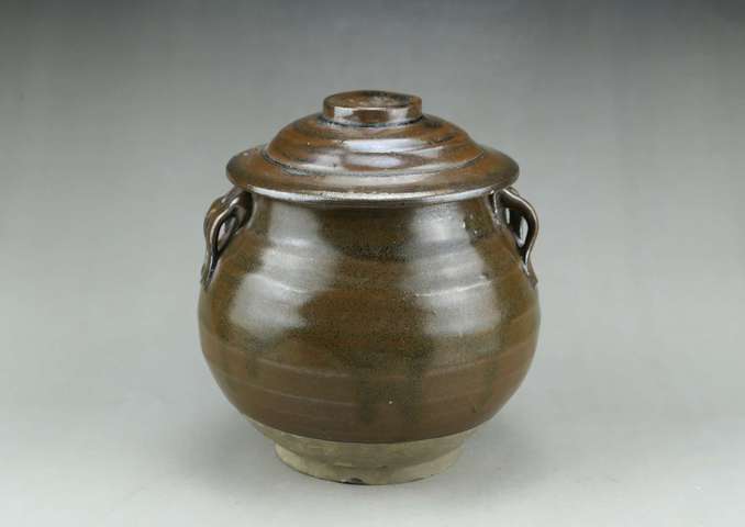 古玩陶瓷精品:明晚期耀州窯茶葉末釉四系罐拍賣，當前價格1699元