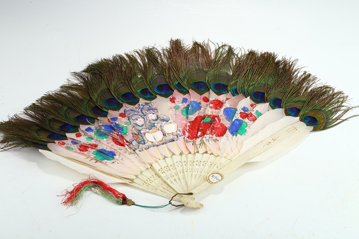 古玩雜項民國·彩繪孔雀羽毛扇真品鑒賞圖