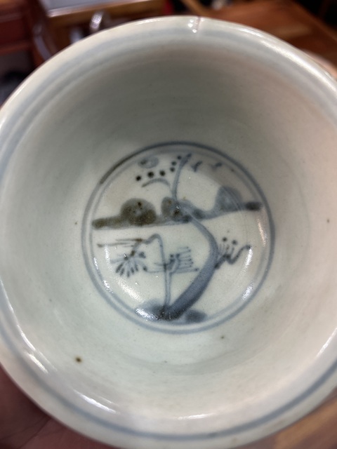 古玩陶瓷紫金釉青花山水人物杯真品鑒賞圖