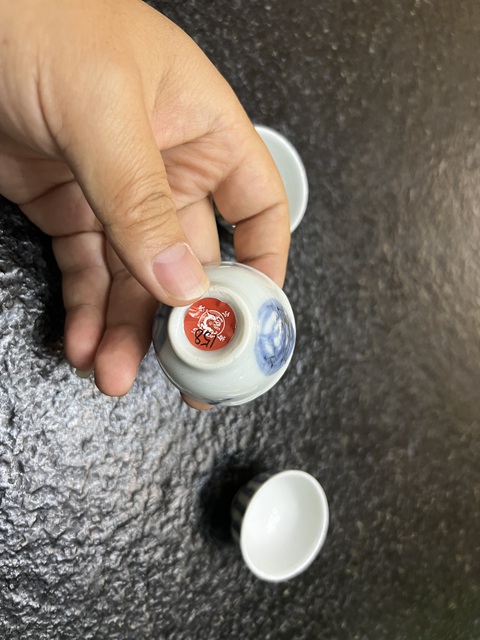 古玩陶瓷青花杯三個(gè)真品鑒賞圖