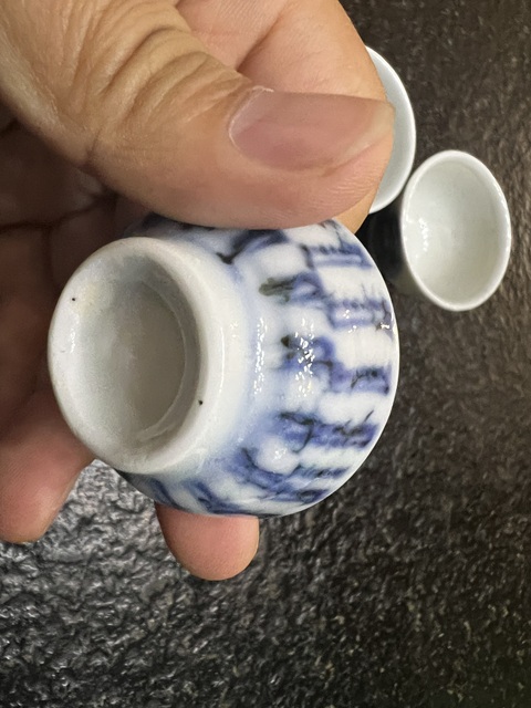 古玩陶瓷青花杯三個(gè)真品鑒賞圖