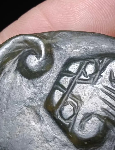 古玩玉器和田玉雕“螭龍紋璧”真品鑒賞圖