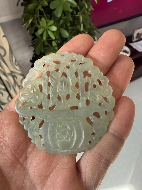 古玩玉器花籃佩真品鑒賞圖