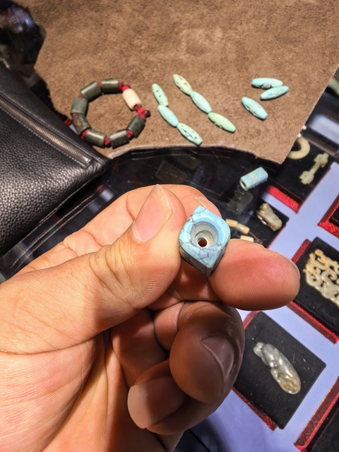 古玩雜項(xiàng)綠松石真品鑒賞圖