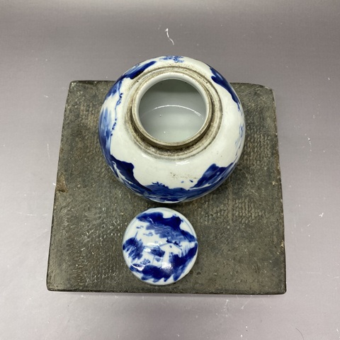 古玩陶瓷人物山水紋青花蓋罐真品鑒賞圖