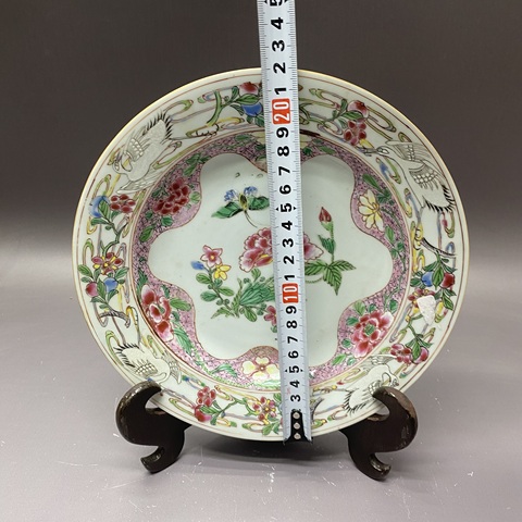 古玩陶瓷花卉鶴紋粉彩盤真品鑒賞圖
