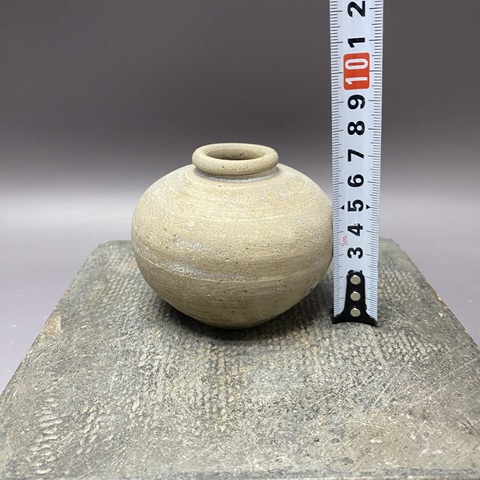 古玩陶瓷元代青釉罐真品鑒賞圖