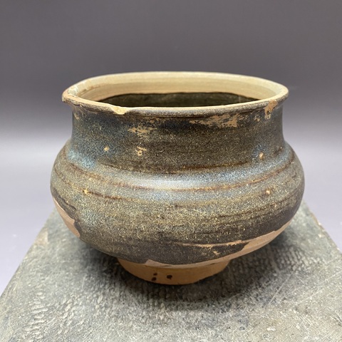 古玩陶瓷褐釉罐真品鑒賞圖