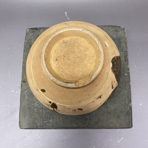 古玩陶瓷褐釉罐真品鑒賞圖