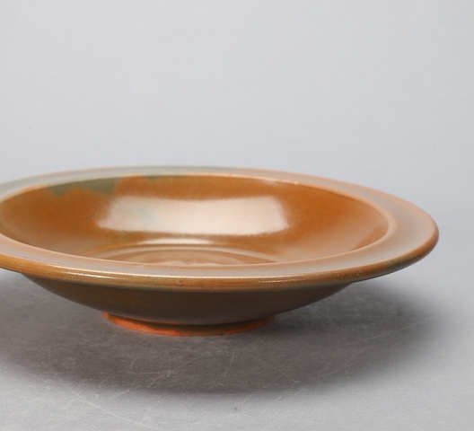 古玩陶瓷黃釉刻花雙魚盤真品鑒賞圖