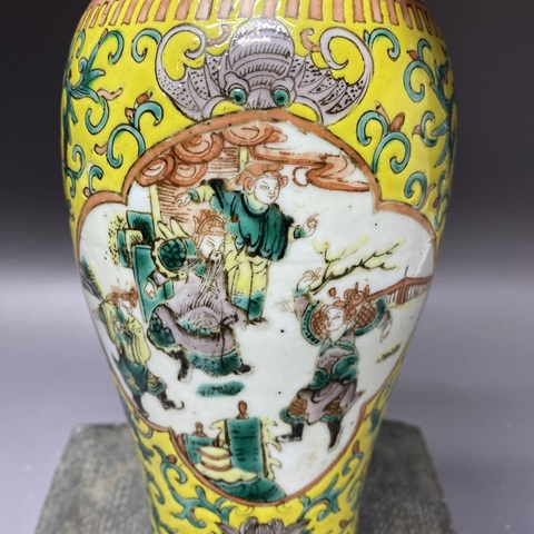 古玩陶瓷刀馬人雞腿瓶真品鑒賞圖