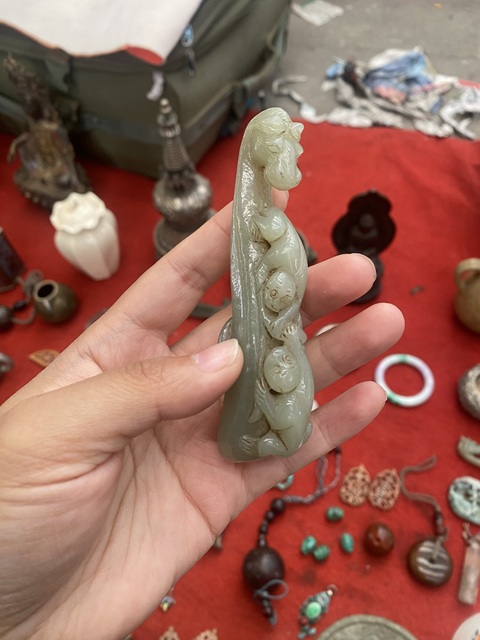 古玩玉器和田玉雕“馬上封侯”帶鉤真品鑒賞圖