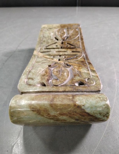 古玩玉器地方料玉枕真品鑒賞圖