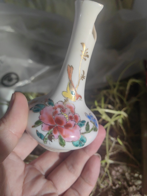 古玩陶瓷粉彩花鳥瓶真品鑒賞圖