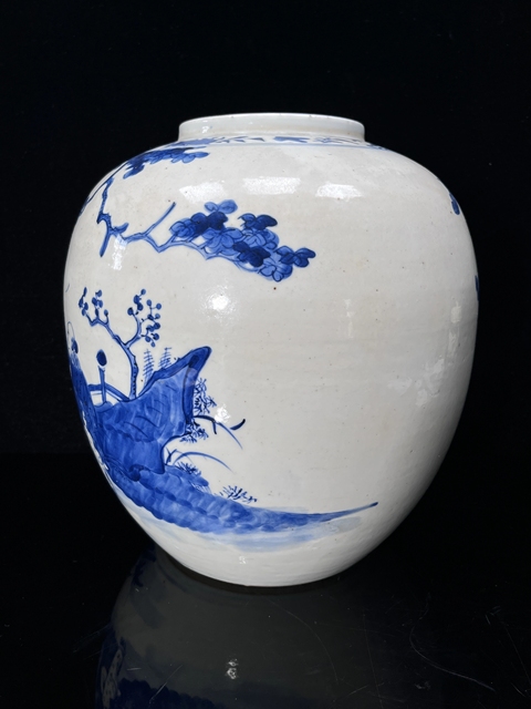 古玩陶瓷仕女嬰戲紋青花罐真品鑒賞圖