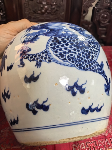 古玩陶瓷龍紋青花罐真品鑒賞圖