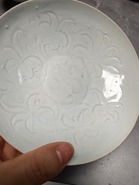 古玩陶瓷青白釉刻花碗真品鑒賞圖