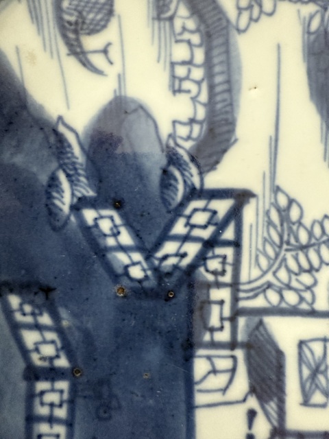 古玩陶瓷樓臺亭閣山水紋青花盤真品鑒賞圖