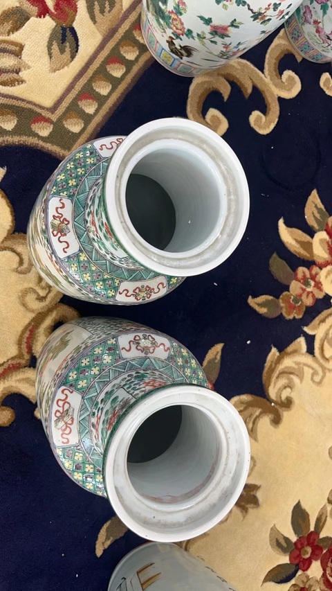 古玩陶瓷五彩花鳥紋棒槌瓶真品鑒賞圖