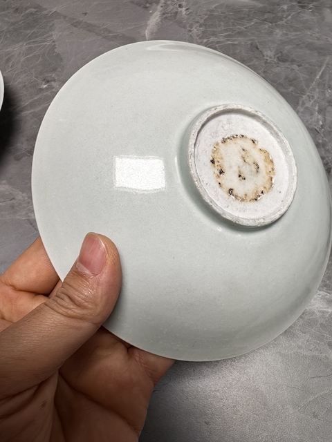 古玩陶瓷青白釉刻花碗真品鑒賞圖