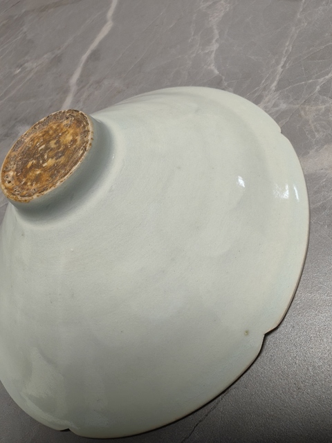 古玩陶瓷青白釉劃花碗真品鑒賞圖