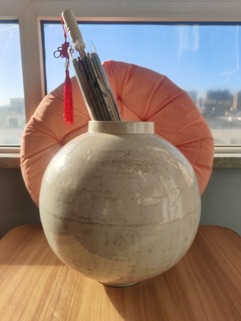 古玩陶瓷白釉燈籠罐真品鑒賞圖