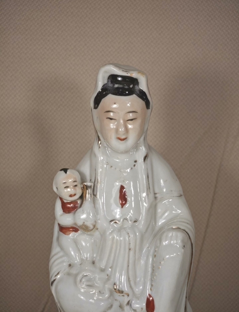 古玩陶瓷白釉觀音送子造像真品鑒賞圖