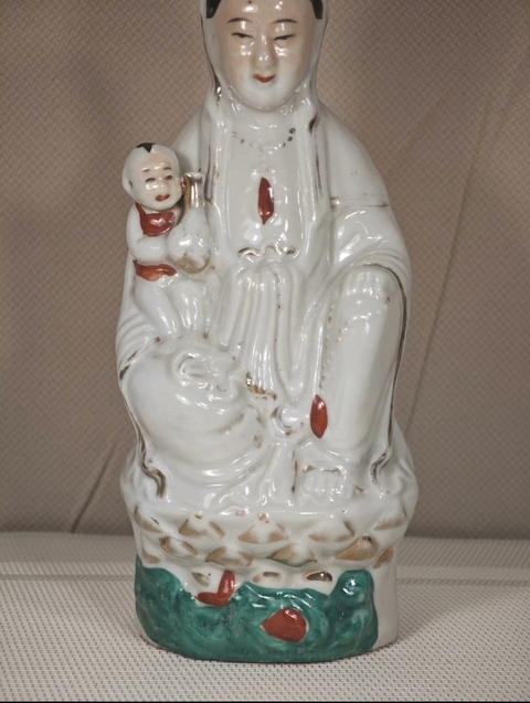 古玩陶瓷白釉觀音送子造像真品鑒賞圖