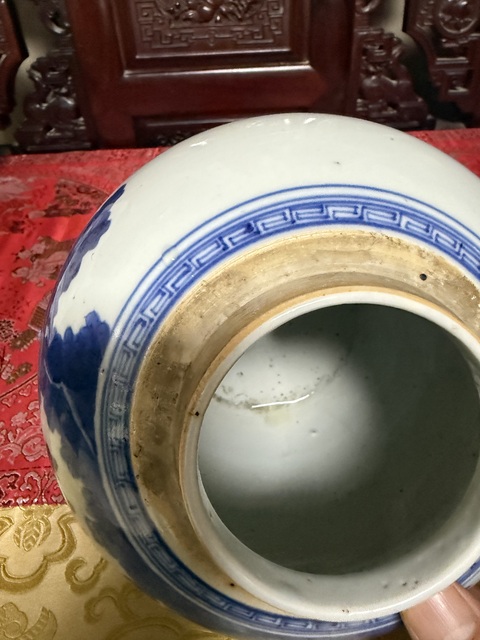 古玩陶瓷青花人物紋罐真品鑒賞圖