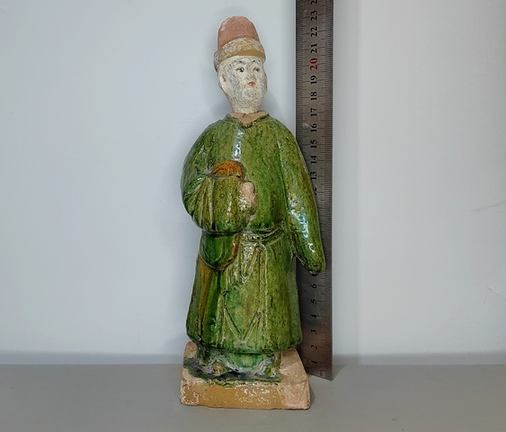 古玩陶瓷明代三彩人物俑拍賣，當(dāng)前價格342元