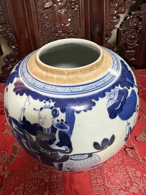 古玩陶瓷青花麒麟送子圖罐真品鑒賞圖