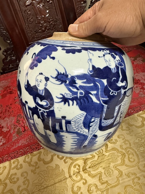 古玩陶瓷青花麒麟送子圖罐真品鑒賞圖