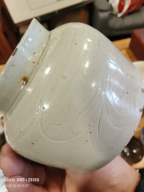 古玩陶瓷定窯白瓷刻花缽式碗真品鑒賞圖