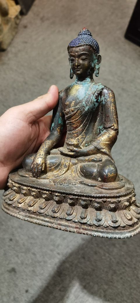 古玩銅器銅鎏金釋迦摩尼真品鑒賞圖