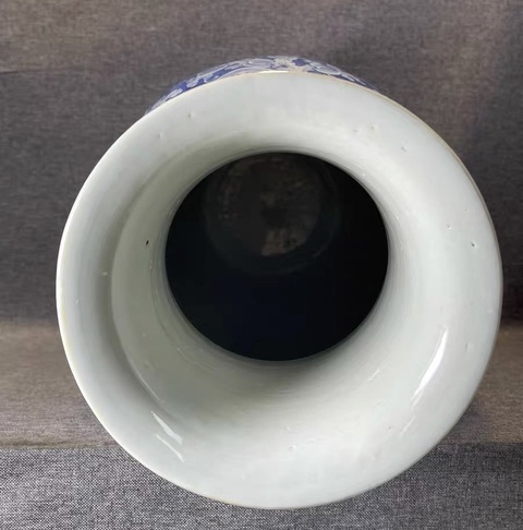 古玩陶瓷嘉慶青花瓶真品鑒賞圖