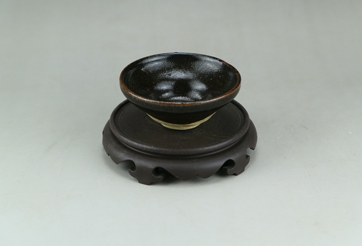 古玩陶瓷吉州窯黑釉茶盞真品鑒賞圖
