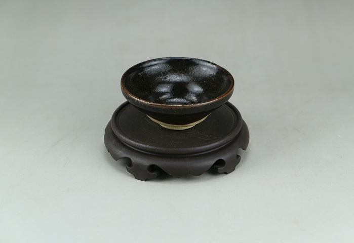 古玩陶瓷吉州窯黑釉茶盞真品鑒賞圖